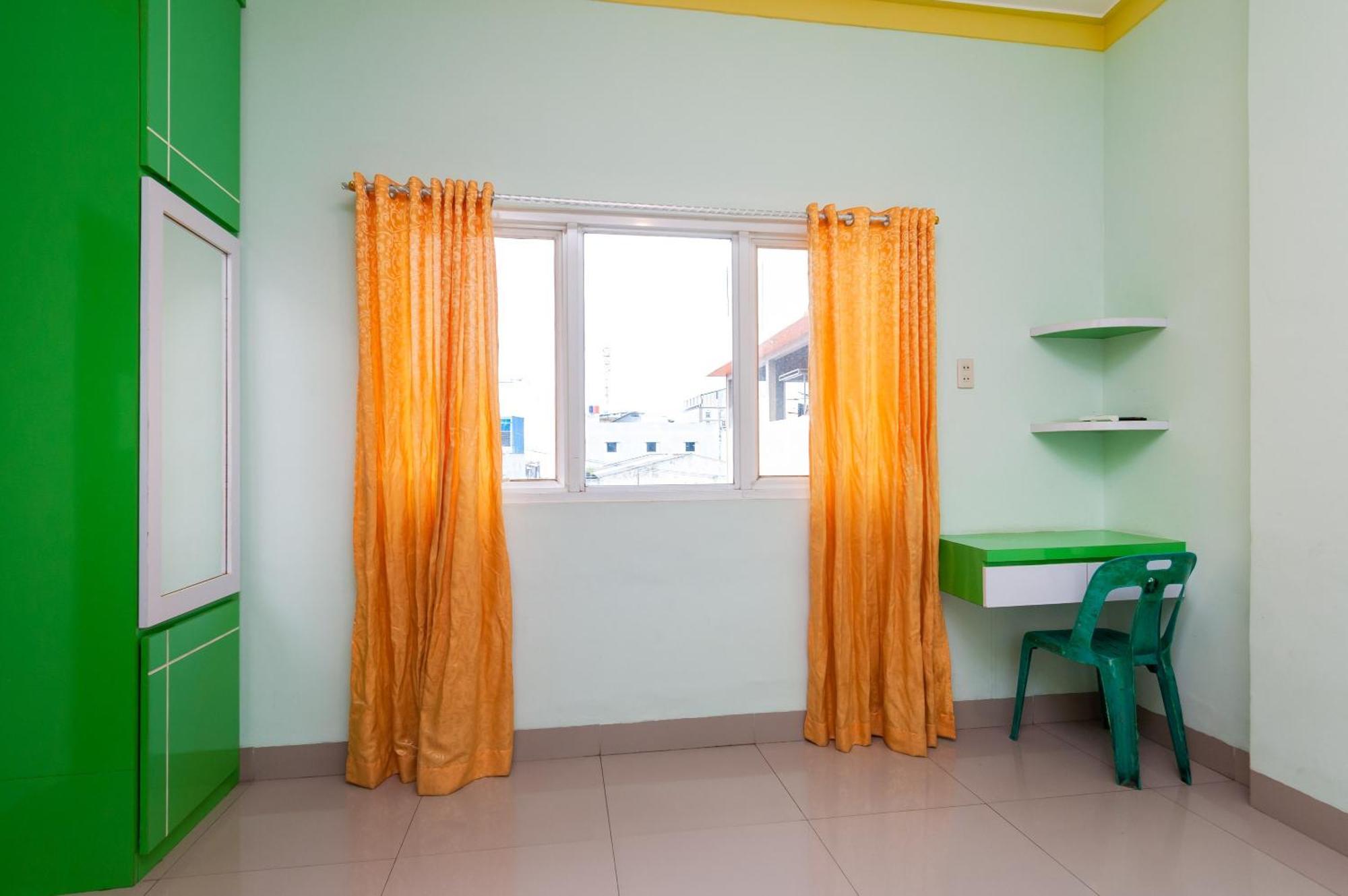 Reddoorz Syariah At Dinda Residence Medan Exterior photo